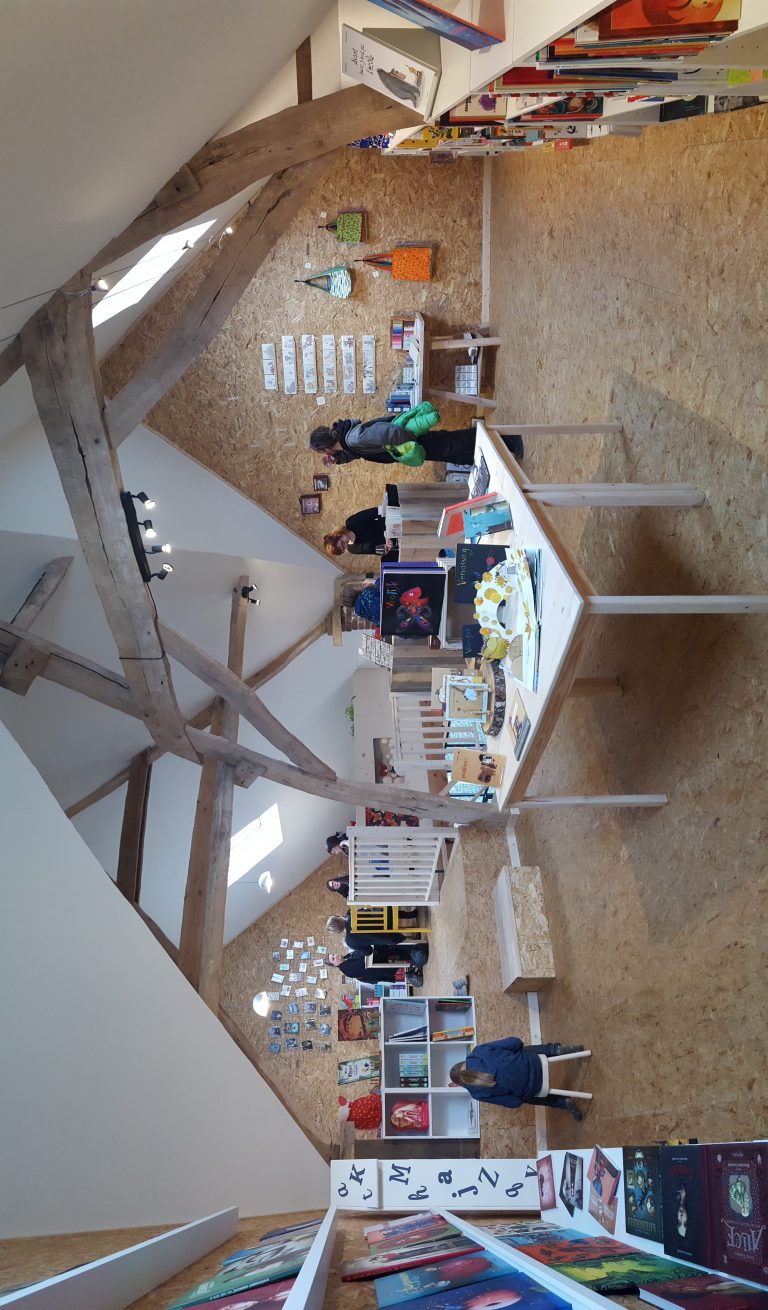 2016 Kinderboekenwinkel min 768x1310