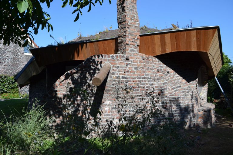 Tiny House 2 min 768x512