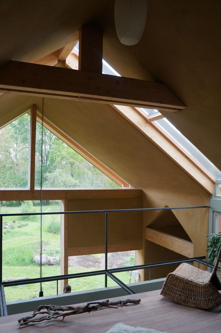 001 binnen broeikas 13 min 768x1156